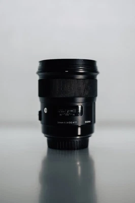 Sigma 24mm f/1.4 ART Wide Angle Camera Lens for Canon - Image 1 of 3