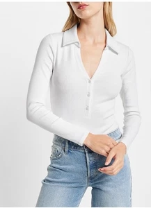 NWT EXPRESS, Ribbed V-Neck Long Sleeve Henley Polo Bodysuit, White, Size Medium - Picture 1 of 6
