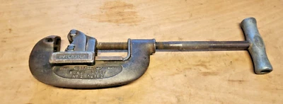 VINTAGE RIDGID No.2 Heavy-Duty Pipe Cutter Tool 1/8" to 2" made-in-USA - Image 1 of 4