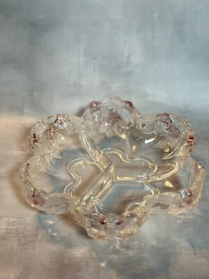 Cuenco para servir Mikasa festoneado con forma de flor de cristal de 3 compartimentos Foto 1 de 4