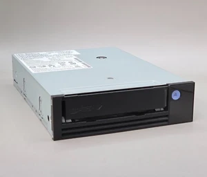 Quantum LTO7 Ultrium 7-H SAS Internal Tape Drive LTO-7 Half Height P/N: 38L7628 - Afbeelding 1 van 13
