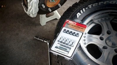 Juego de tuercas de transmisión con ranura de rueda Beadlock Fj Cruiser 16" TRD OEM OE Foto 1 de 2