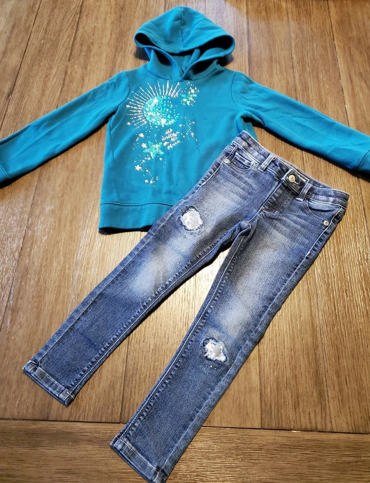 Sonoma Outfit girls Size 5 hooded sweatshirt & jeggings  - Image 1 of 4