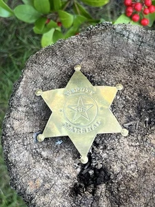 Vintage DEPUTY MARSHAL Brass Badge 6 Point Star By Cinnamon(ref I) - Picture 1 of 11