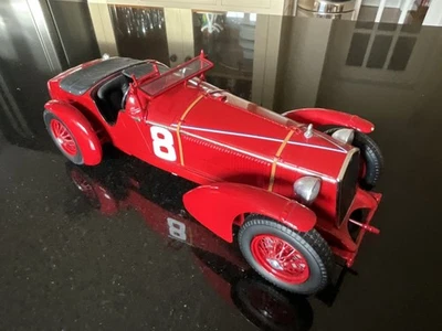 Spark escala 1/18 resina 18LM32 Alfa Romeo 8C ganador Le Mans 1932 Foto 1 de 4