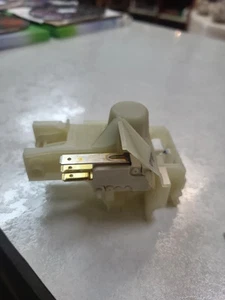BOSCH GESCHIRRSPÜLER TÜRRIEGEL TEIL # 9000285323 - Bild 1 von 1
