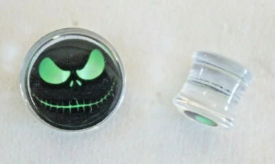 1x 6-16mm Evil Ghost Face Pumpkin Halloween Acrylic Double Flare Earplug Earring - Image 1 of 3