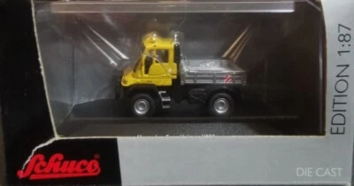 SCHUCO 253807 Camion 2 assi Mercedes Benz Unimog U300 - scala H0 - Immagine 1 di 4