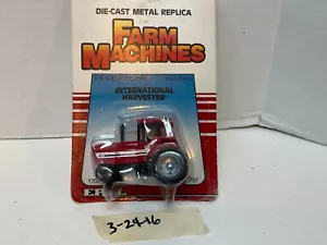 Ertl 1:64 International 5088 w/Cab Stock #1797 NIP - Picture 1 of 2