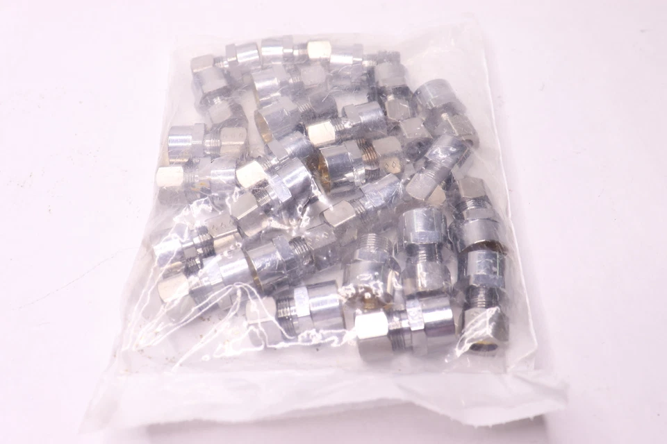 (25-Pk) Brasscraft C Tube Adapter C x Compression Brass 1/2" x 3/8" 14X C - Image 1 of 3