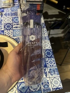 Botella de agua Hyatt Regency Guam NUEVA - Imagen 1 de 4