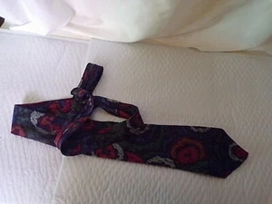 PRIMA ITALY 100% SILK HAND SEWN NECK TIE. - Picture 1 of 4