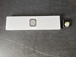 Apple Watch Series 8 45mm Silver - Bild 1 von 8