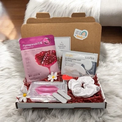CIORGLOW Facemask Skincare Pamper Hamper Gift Set Pink & Red Birthday Girl Letterbox KIT