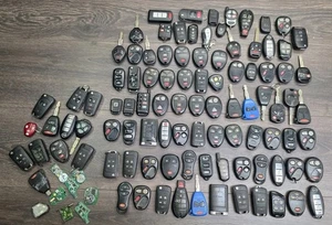 88 + PARTS MIXED KEY FOB LOT OEM AFTERMARKET KEYLESS ENTRY LOCKSMITH FOBS REMOTE - Picture 1 of 6