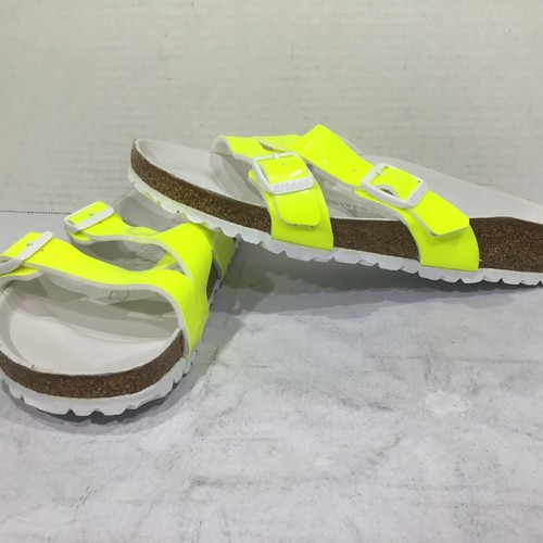 NEW BALANCE Birkenstock da donna gialla taglia 7 EU 38 bilanciamento stretto Yao diapositive brevettate Y23 1356