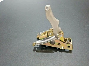 For Mercedes R107 Door Check 350SL, 450SL, 380SL, 560SL, all SLC 1077200016 - Picture 1 of 2