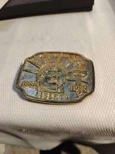 Vintage 1986 Statue Of Liberty Centennial Gold Tone Belt Buckle-3 5/8" X 2 5/8" - Picture 1 of 5