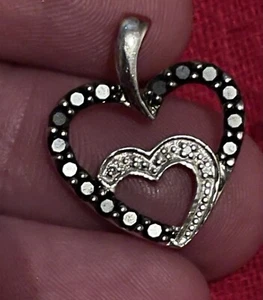 9ct white gold Double heart pendant set with black and white diamonds - Picture 1 of 9