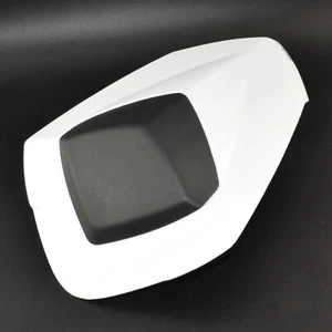 Bianco sella posteriore passeggero per TRIUMPH Speed Triple RS 1050 2018-2022 - Picture 1 of 6