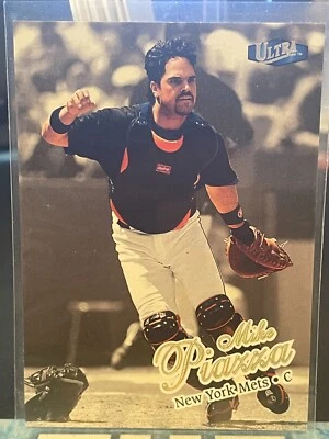 1998 Ultra Gold Medallion #501G Mike Piazza - Image 1 of 2