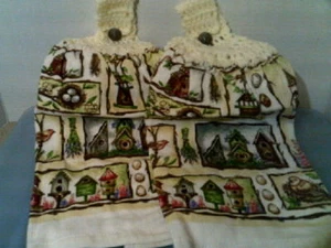 2 PC HANGING TOWELS HAND CROCHETED TOP- LOTS OF BIRDHOUSES -NEW–FREE SHIPPING - Picture 1 of 3