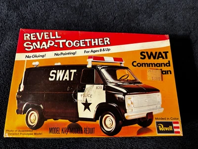 Revell 1970’s Chevy SWAT Command Van 1/32 Scale SNAP TOGETHER RARE MIB SEALED - Image 1 of 4