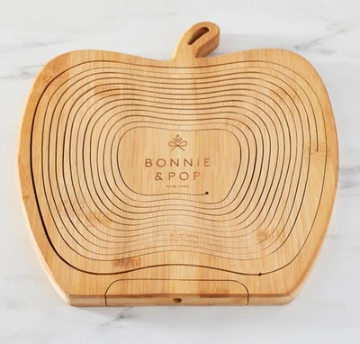 Cesta/remache Bonnie & Pop New York de madera expandible con forma de manzana Foto 1 de 4