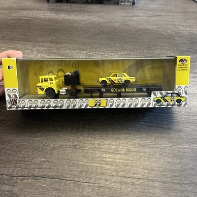 M2 Machines S33 18-26 1957 Mack Model N & 1969 Datsun Bluebird 1600sss Mooneyes  - Image 1 of 4