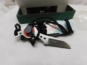 CRKT Cling -On Neck Knife 3.2" 8CR13Mov SS Blade Leather Sheath 3.2 OZ - Picture 1 of 6