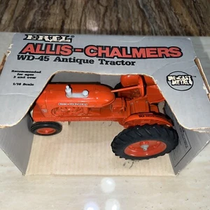 Ertl Allis-Chalmers WD-45 Antique Tractor Diecast 1:16 - Picture 1 of 8