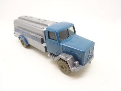 Wiking: Camion Cisterna Magirus Saturn Aral (SSK16) - Immagine 1 di 4