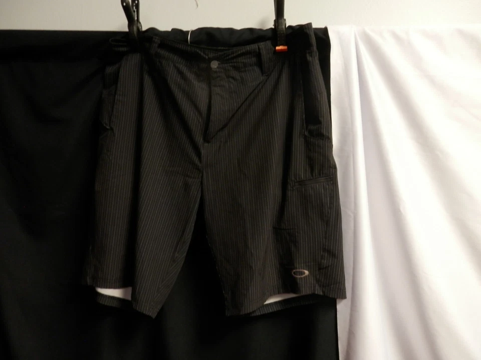 Pantalones cortos vintage para hombre, Calloway 38W, usados (buenos) Foto 1 de 1