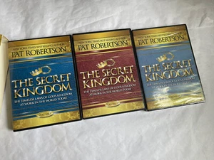 The Secret Kingdom by Pat Robertson Volumes 1, 2 and 3 (3-DVD Lot) - Bild 1 von 4