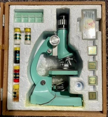 Vintage Tasco Deluxe Microscope 750x & Original Wood Box - Image 1 of 4