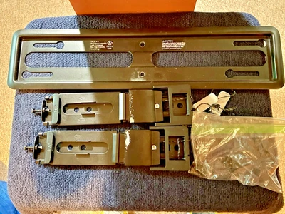 Montaje para TV SANUS VML5-B1 Posición Fija Premium TV Montaje en Pared 40"-50" o hasta 75# Foto 1 de 4