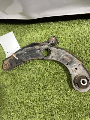 ✅ Toyota Sienna 2020 brazo de control inferior delantero derecho OEM Foto 1 de 4