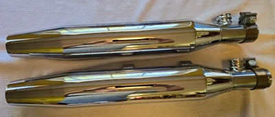 OEM Harley-Davidson Sportster Exhaust Mufflers 64942-04 – Fits 2004-2006 XL 883 - Image 1 of 4