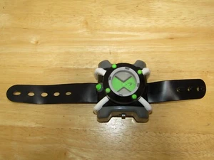 Ben 10 Omnitrix FX Watch Deluxe Toy Sounds And Lights Playmates Works - Picture 1 of 5