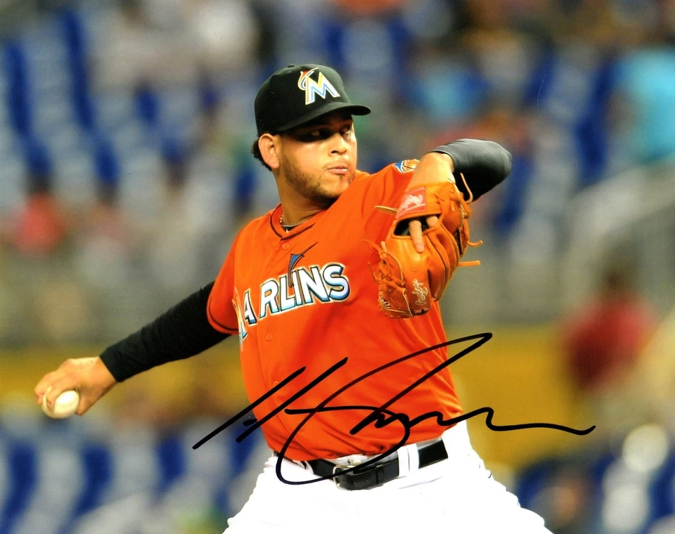 Foto firmada por Henderson Álvarez de los Miami Marlins certificado de autenticidad 8x10 Foto 1 de 1