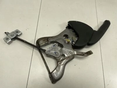 Manija de freno de estacionamiento de emergencia Honda Accord Sedan LX 2014 de fábrica Foto 1 de 4