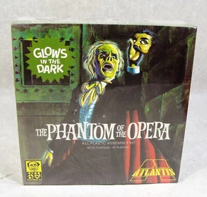 THE PHANTOM OF THE OPERA PLASTIC "GLOW IN THE DARK" MODEL KIT ATLANTIS - Picture 1 of 1