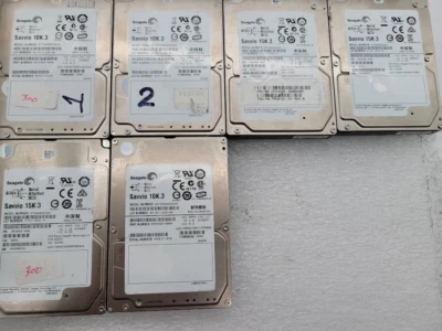 Lot of 6 Seagate 300GB 2.5" SAS different model please check the description - Image 1 of 4