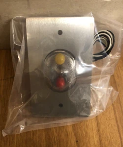 Rauland R5K HIGH SECURITY DOME LIGHT 3 LAMP CLS103 - Picture 1 of 4