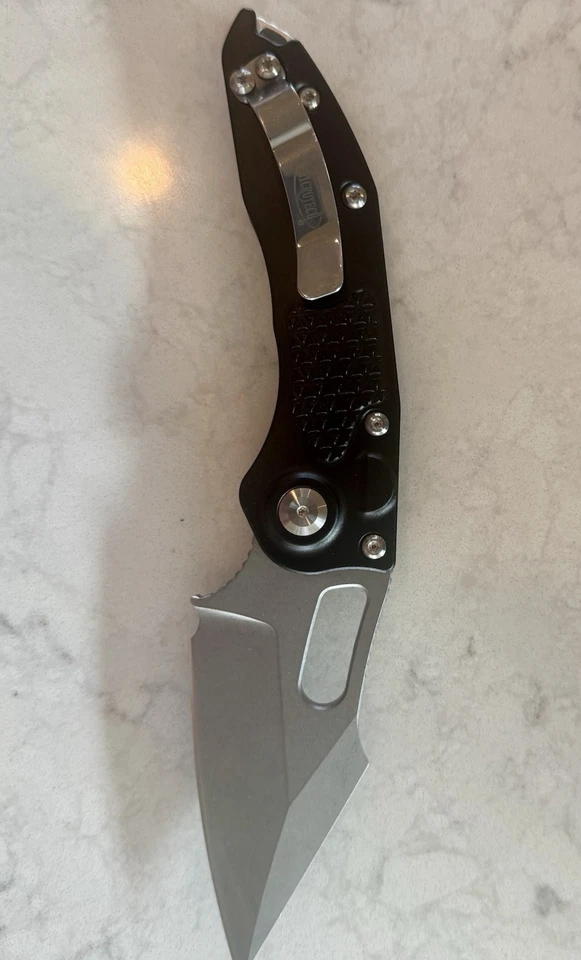 Microtech Stitch-Ram-Lok Fluted Carbon Fiber Black DLC - Image 1 of 4