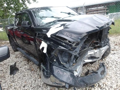 Used Front Center Interior Rear View Mirror fits: 2015 Ram Dodge 1500 pickup aut - Image 1 of 4