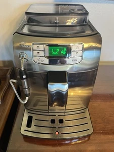 Philips Saeco Intelia Super-automatic Espresso Machine HD8752 - Picture 1 of 7