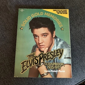 DE COLECCIÓN EL ÁLBUM DE RECORTES ELVIS PRESLEY - Recuerdos de oro macizo FOTOS RARAS 185 páginas - Imagen 1 de 6