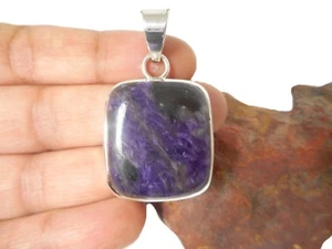 COLGANTE DE PIEDRAS PRECIOSAS CHAROITE PLATA ESTERLINA 925 - Caja de regalo - Imagen 1 de 5