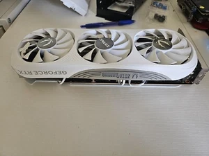 ZOTAC Gaming Geforce RTX 4080 SUPER 16GB TRINITY OC WHITE Edition  - Picture 1 of 4